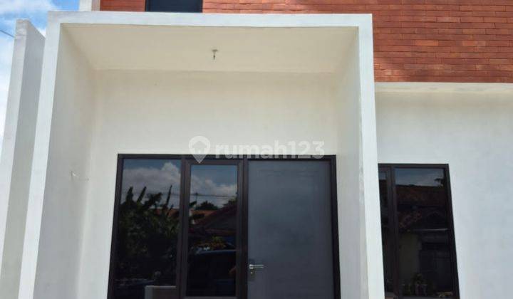 Di jual unit rumah komersil langsung hadap jln raya 2