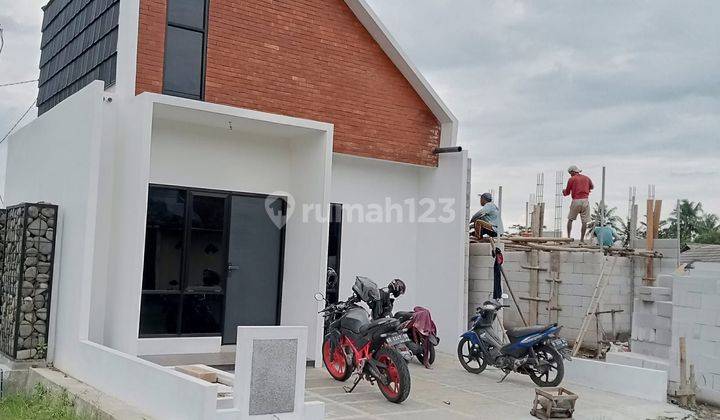 Di jual unit rumah komersil langsung hadap jln raya 1