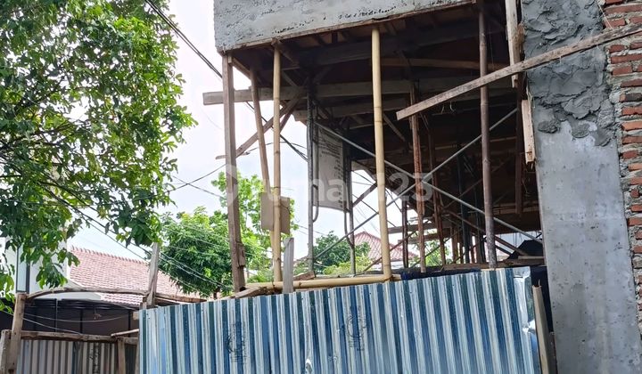 Rumah Baru Tiga Lantai Duri Kepa