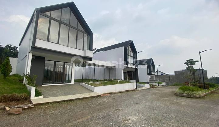 Shm! Rumah Sejuk Double View Cantik di Dago Bandung Kota Shm! Rumah Sejuk Double View Cantik di Dago Bandung Kota