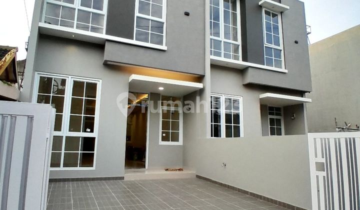 Rumah Baru Siap Huni Bebas Banjir di Cisaranten Kulon Arcamanik