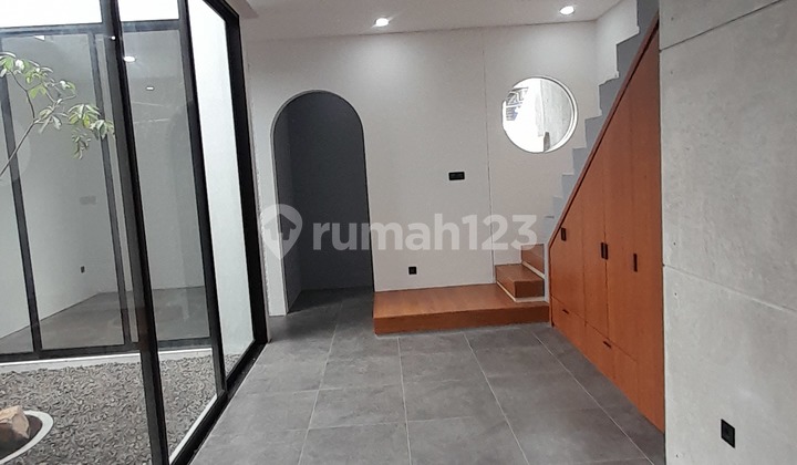 Bonus Rooftop & Inner Court! Rumah Industral di Turangga Bandung 2