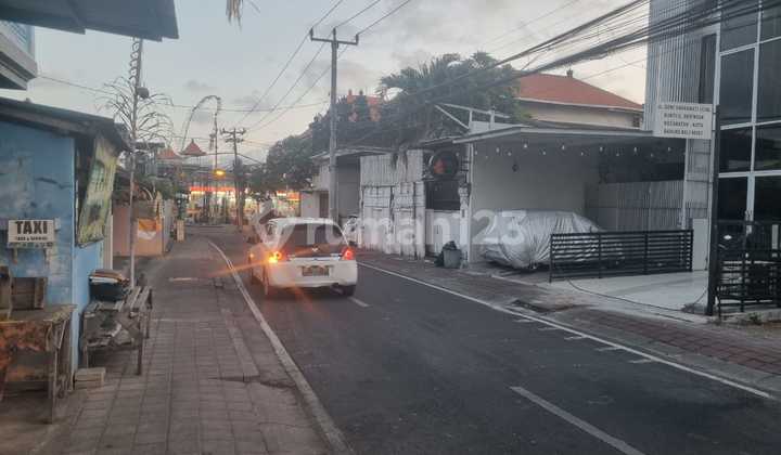 For sale 3-Story Shop House on Jln Saraswati, Seminyak, Kuta, Bali