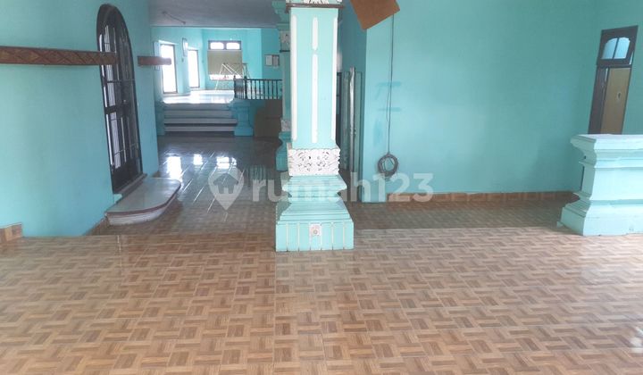 For Rent: Warehouse and Office on the Side of Bay Pas Ngurah Rai Road, Sanur, Bali. Warehouse on Jl. Bypass Ngurah Rai, No.35, Sanur, South Denpasar, Denpasar City, Bali, Indonesia, 80228. Area: 1720.0 m², Unfurnished, SHM Certificate. For Rent: Warehouse and Office on the Side of Bay Pas Ngurah Rai Road, Sanur, Bali. Warehouse on Jl. Bypass Ngurah Rai, No.35, Sanur, South Denpasar, Denpasar City, Bali, Indonesia, 80228. Area: 1720.0 m², Unfurnished, SHM Certificate.