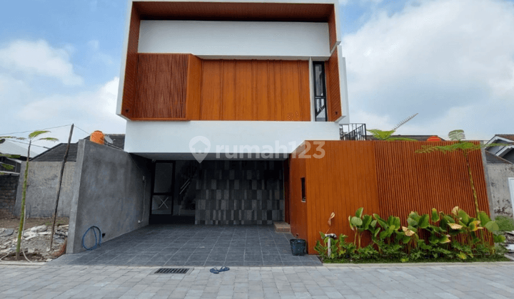 Jual Rumah Mewah 2 Lantai Baru di Perumnas Condong Catur Depok Sleman, Condong Catur 2