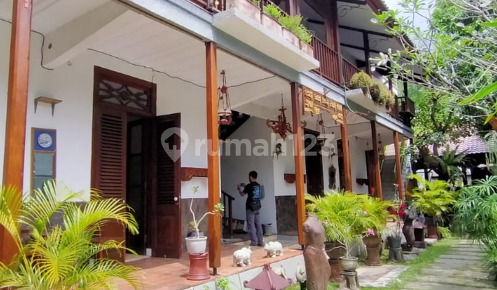 Di jual Rumah Antik, tanah luas Di jual Rumah Antik, tanah luas