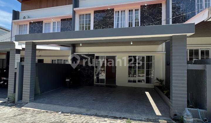 New Modern Fully Furnished House Jakal KM 13 East of Uii
