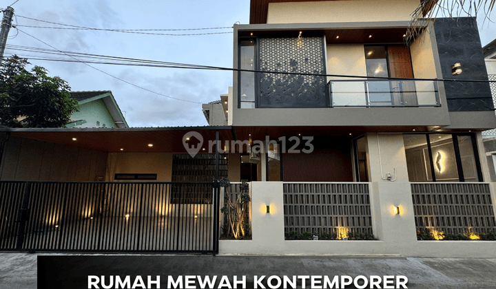 Rumah Mewah Minimalis Kontemporer,  Dijual full furnish  1