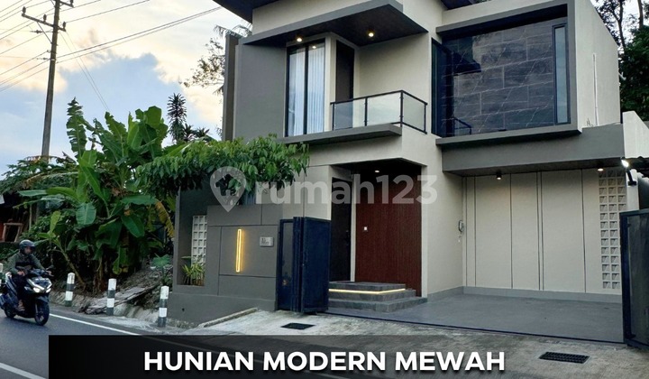 HOUSE FOR SALE (Captain Haryadi Street) HOUSE FOR SALE (Captain Haryadi Street)