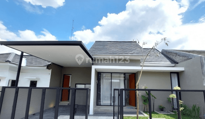 Dijual Rumah Industrial Modern Furnished di Jatisawit Jalan Wates KM 8, Sedayu 1