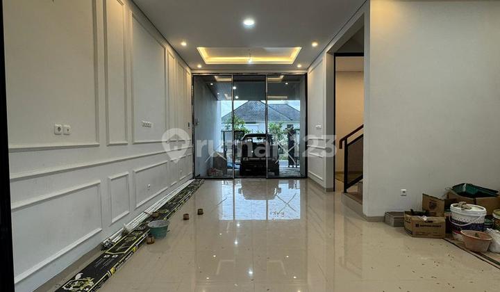 Rumah Modern Kontemporer dengan View Persawahan Sejuk dan Nyaman 2