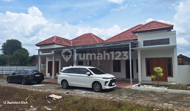 New House Ready to Occupy at Jakal KM 13 Semi Furnished