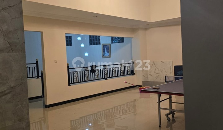 Private Pool Views Persawahan Sejuk Rumah Mewah 1,6 Km timur Stadion Maguwoharjo 2