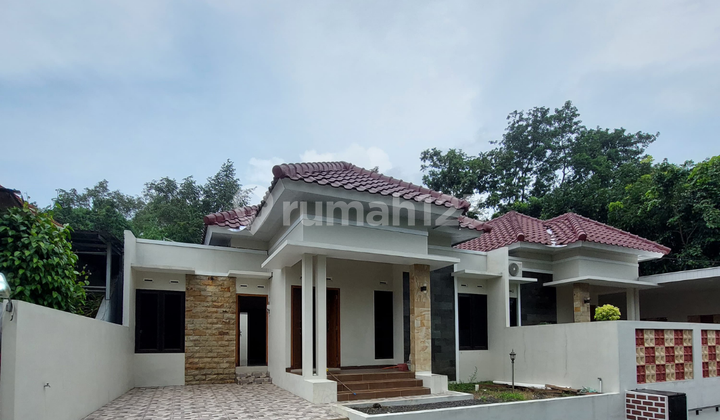 Minimalis Simpel Elegan Timur Kampus UII Dekat Pasar Jangkang 2