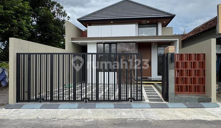 Rumah Mewah SHM di Ngaglik Kwalits Premium