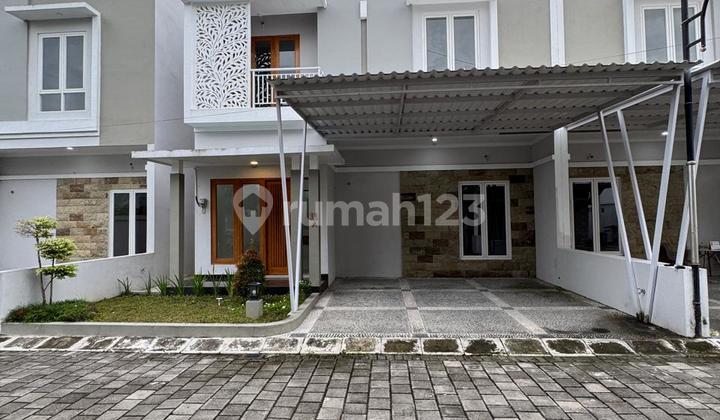 Hunian Minimalis Modern Dalam Perumahan One Gate System