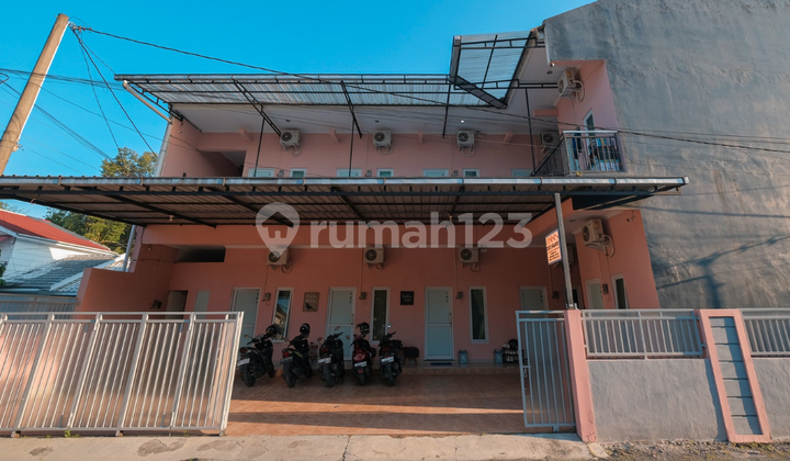 DIJUAL KOS EKSLUSIF WANITA Hanya 200 meter dr Jakal Km 12