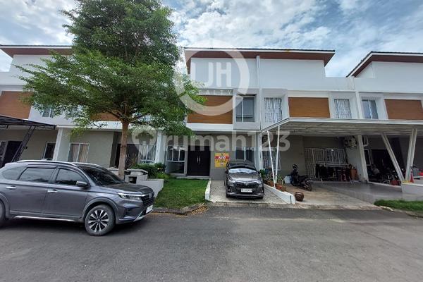 For Rent 2-Story House In Azure Bay Housing Estate Pasir Putih Batam