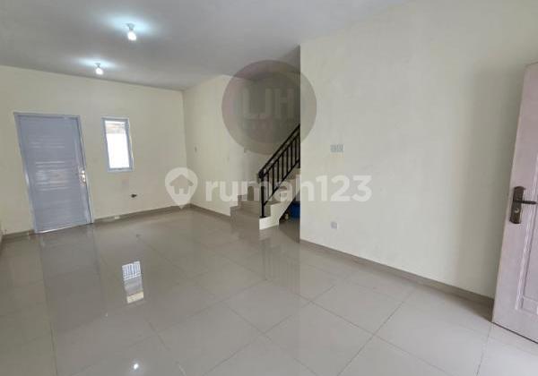 For Sale House In Pasir Putih Residence Housing Estate, Bengkong, Batam