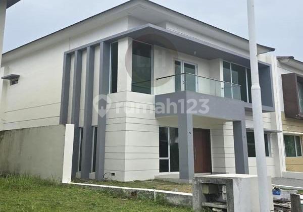 For Sale House In The Summer Residence Batam Centre 2