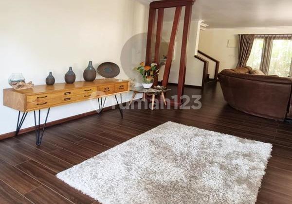 Dijual Rumah Mewah Di Villa Panbil Batam