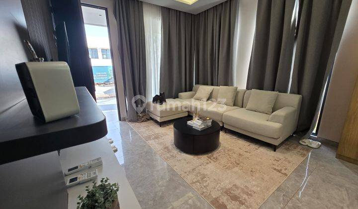 Rumah Mewah Cluster Teakwood Garden Avenue Batam 2