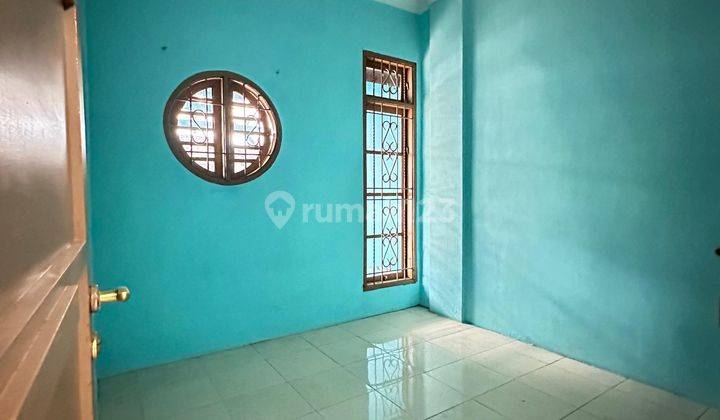 Rumah 2 Lantai Setiabudi Kondisi Bagus 2