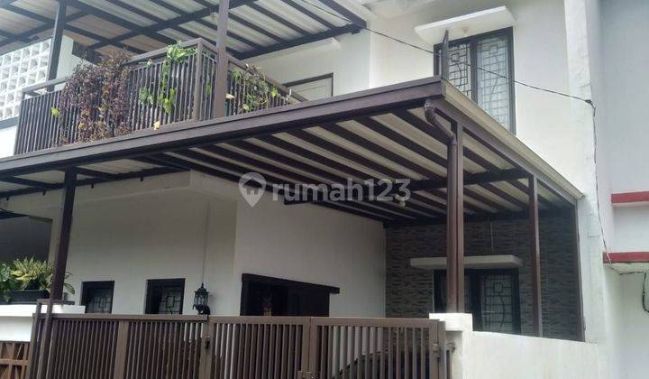 Rumah Modern Minimalis 2 Lantai Harga Terjangkau 1