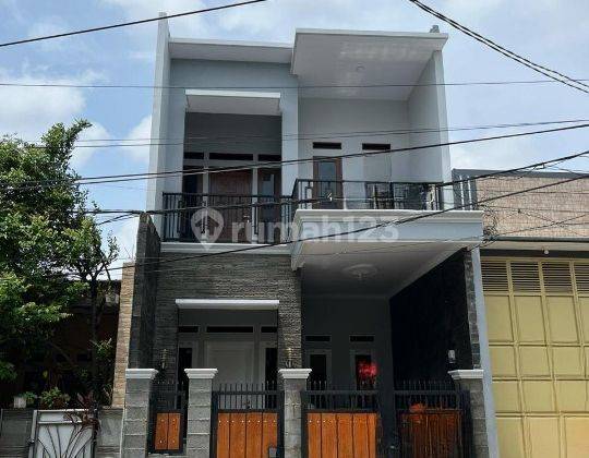 Dijual Rumah di Pondok Ungu Permai Bekasi Lokasi di pinggir jalan besar cocok untuk usaha 1