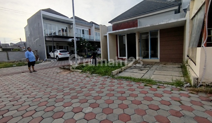 Disewakan Rumah Cluster Cantik Di Royal Premiere Ekasi 2