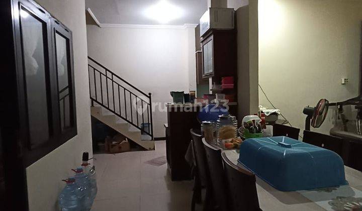 Dijual Rumah Tinggal Di Perumahan Elit, Bersih, One Gate Sistem 2