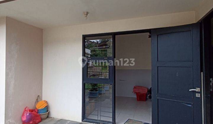 Dijual Rumah Tinggal Di Perumahan Elit, Bersih, One Gate Sistem 2