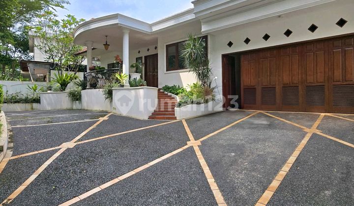 Investasi Terbaik Rumah Luas Siap Huni Kebayoran Baru Dekat Scbd