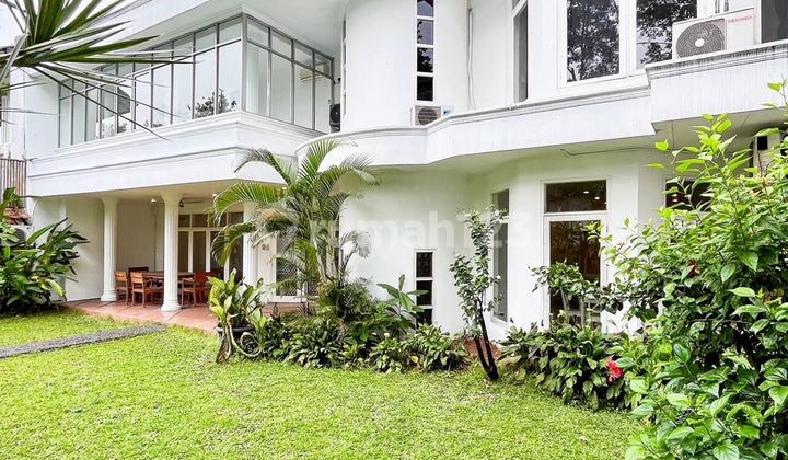 Rumah 2 Lantai Halaman Luas Dalam Townhouse Exclusive Dekat Tol Cilandak Simatupang 2