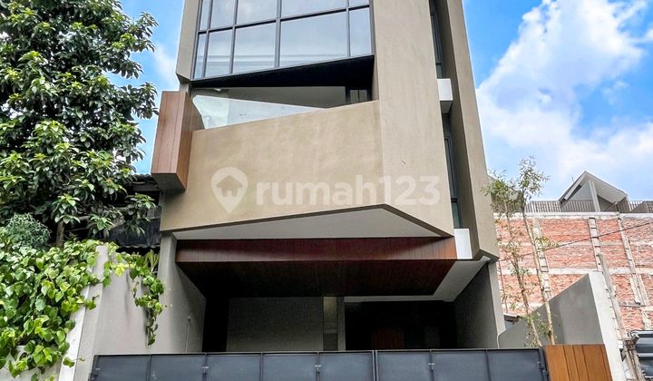 Rumah Baru Scandinavian Jalan Lebar Cipete Kemang Siap Huni