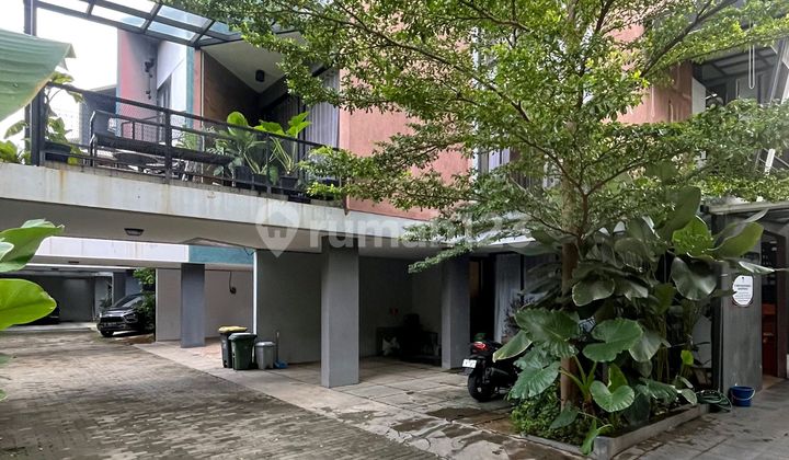 Asri Dalam Townhouse Parkir Banyak Siap Huni Lebak Bulus Cilandak