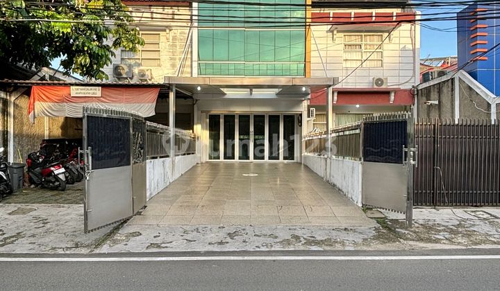 Ruko 4 Lantai Plus Rooftop Tebet Siap Pakai Jalan Lebar Dekat Pancoran