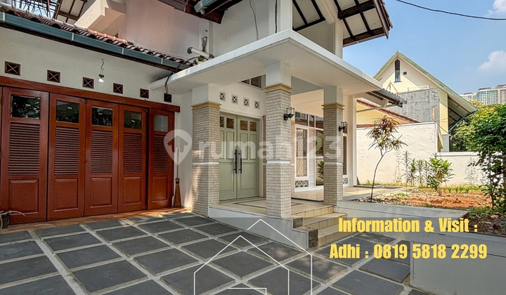 Rumah Terawat Jalan Lebar Dekat Senayan Kebayoran Baru 2