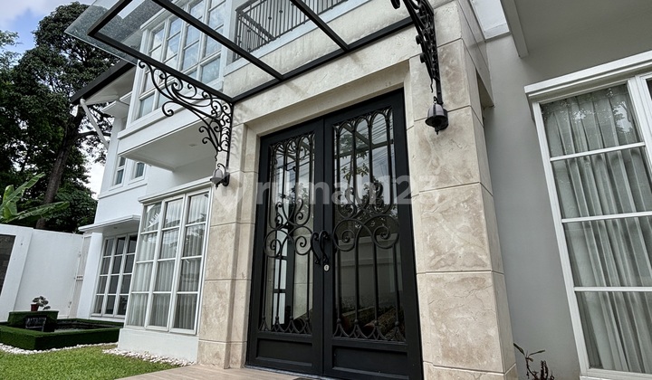 Rumah Klasik Semifurnished Halaman Luas Jagakarsa Rumah Klasik Semifurnished Halaman Luas Jagakarsa