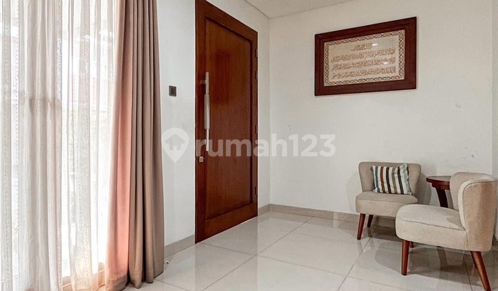 2-Story Ready-to-Occupy Townhouse in Pejaten 2