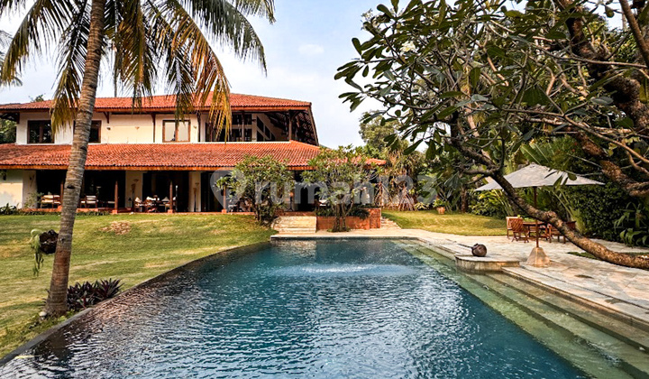 Rumah Mewah Kontemporer Resort Hitung Tanah Pejaten Barat Nempel Kemang Rumah Mewah Kontemporer Resort Hitung Tanah Pejaten Barat Nempel Kemang