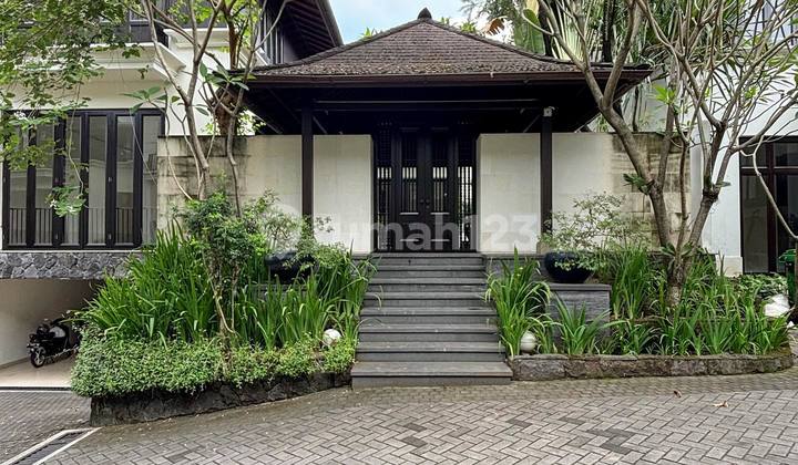 Rumah Tropis Dalam Townhouse Private Bangunan Luas Pejaten 2