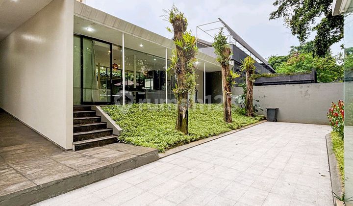 Bangunan 1 Lantai Area Strategis Jalan Lebar Cocok Untuk Usaha Kebayoran Baru Bangunan 1 Lantai Area Strategis Jalan Lebar Cocok Untuk Usaha Kebayoran Baru