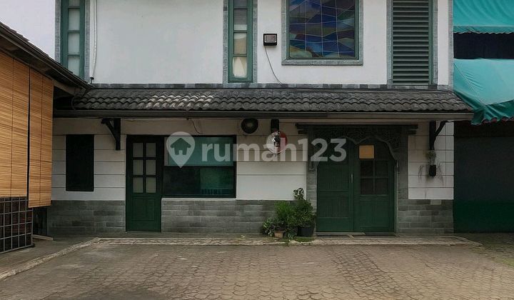 Bangunan Lama Cocok Untuk Usaha Area Komersil Kebayoran Baru Bangunan Lama Cocok Untuk Usaha Area Komersil Kebayoran Baru