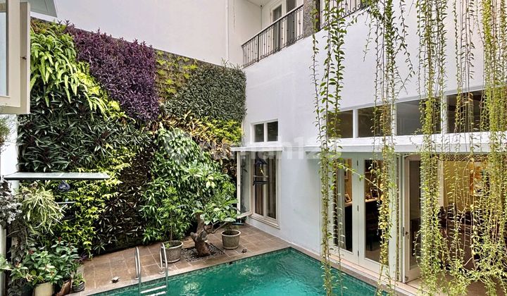 Rumah Furnished Siap Huni Dalam Townhouse Cilandak