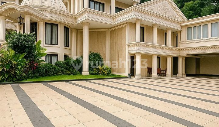 Luxury Classic House in a Large Complex Environment in Cinere Luxury Classic House in a Large Complex Environment in Cinere