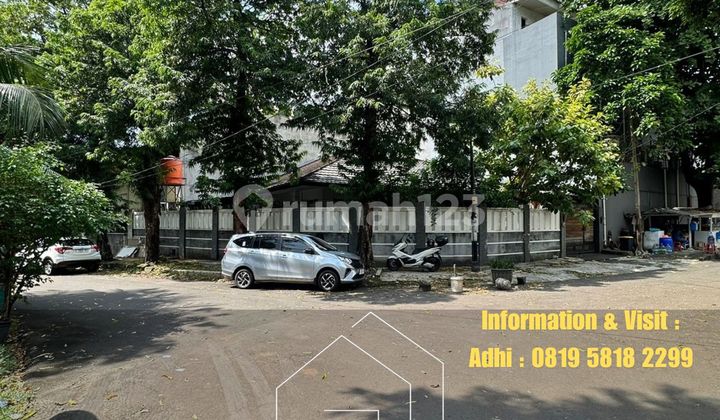 Dekat Senayan Posisi Hook Kebayoran Baru