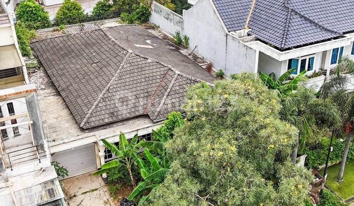 Rumah Lama Hitung Tanah Dalam Kompleks Pondok Indah Rumah Lama Hitung Tanah Dalam Kompleks Pondok Indah