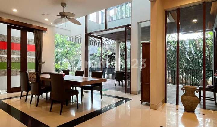 Rumah Tropis Halaman Luas Jalan Lebak Dekat Ke Senayan Permata Hijau 2