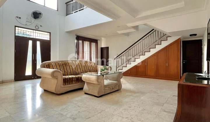 Rumah Besar Halaman Luas Dekat Tol Dan Transjakarta Cilandak 2